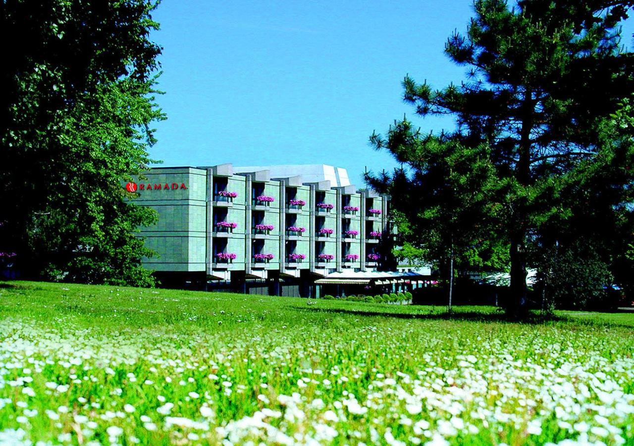 Ramada Nuernberg Parkhotel Eksteriør billede